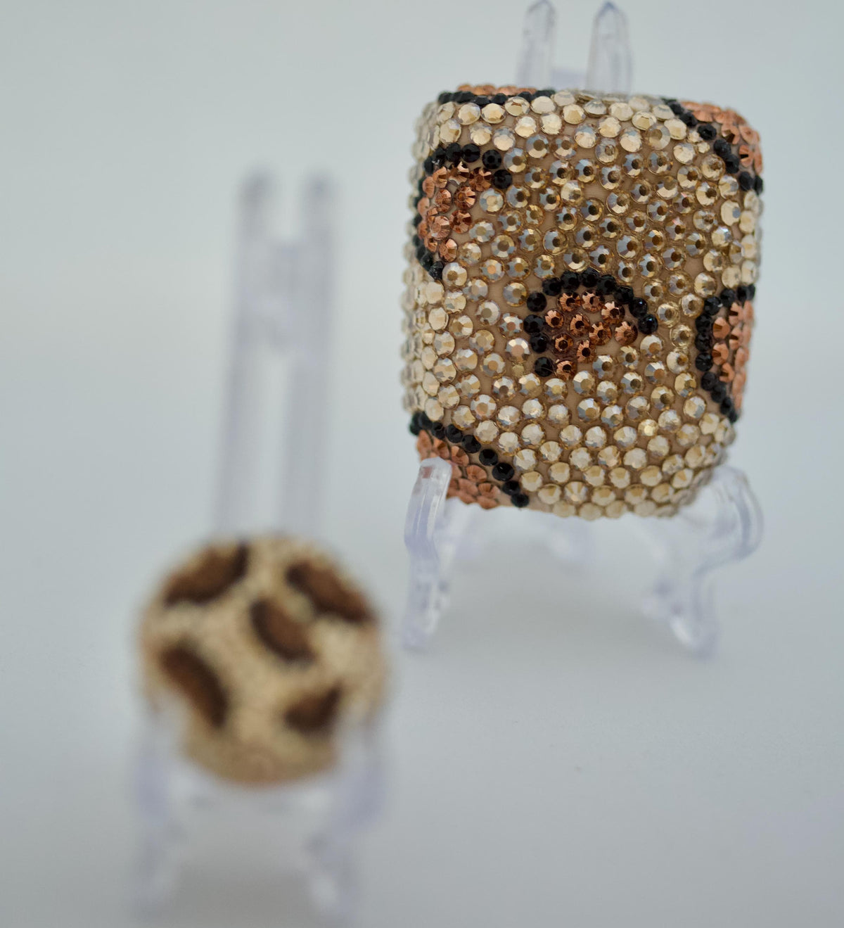 Leopard Luxe Omnipod 5 and Dexcom G7 rhinestone cover set, view 3