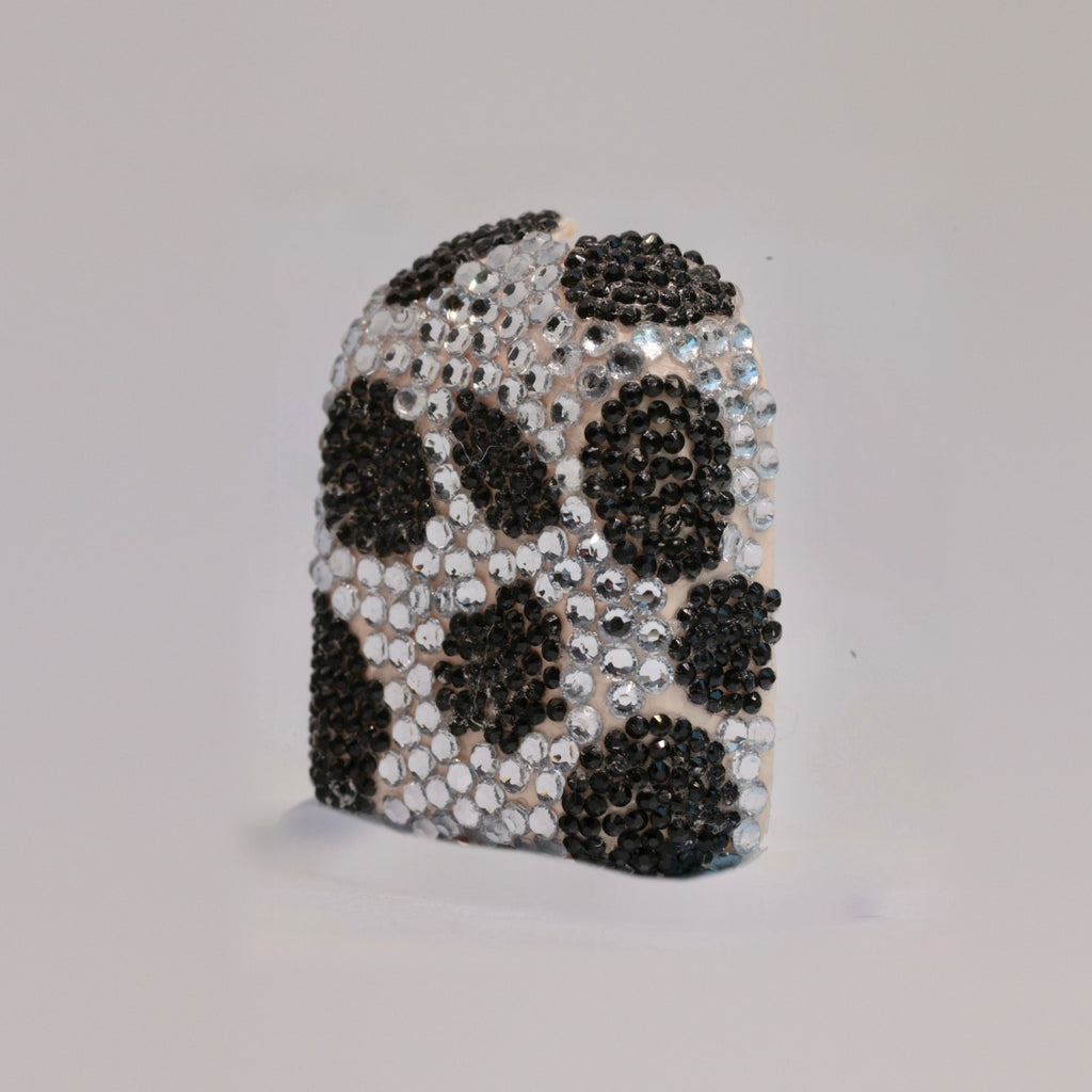 The Moo Edit rhinestone Omnipod 5 cover, view 3