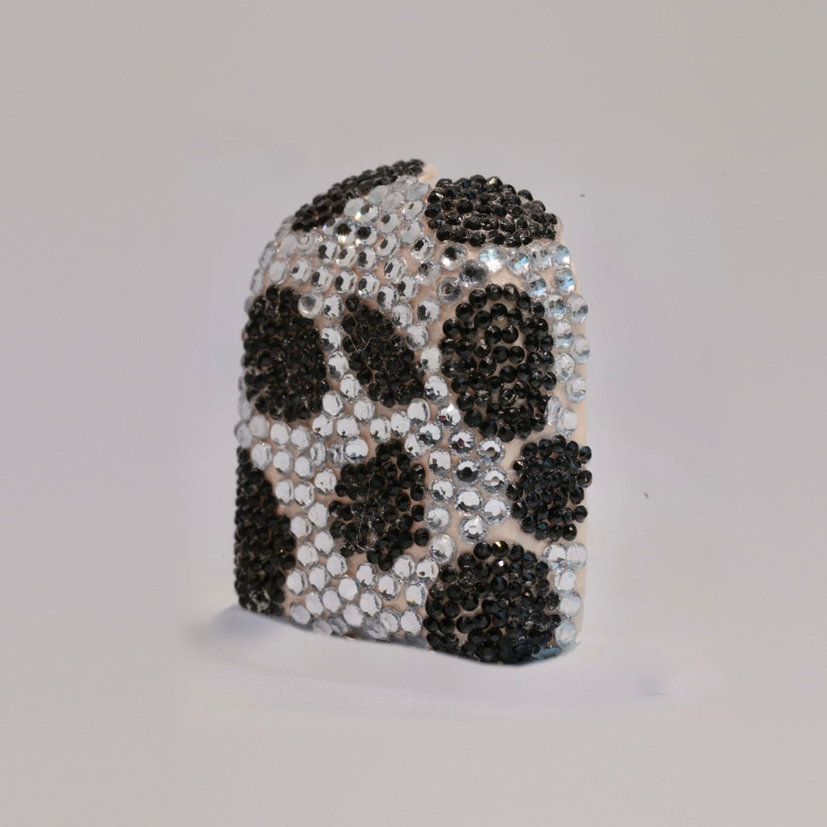 The Moo Edit rhinestone Omnipod 5 cover, view 3