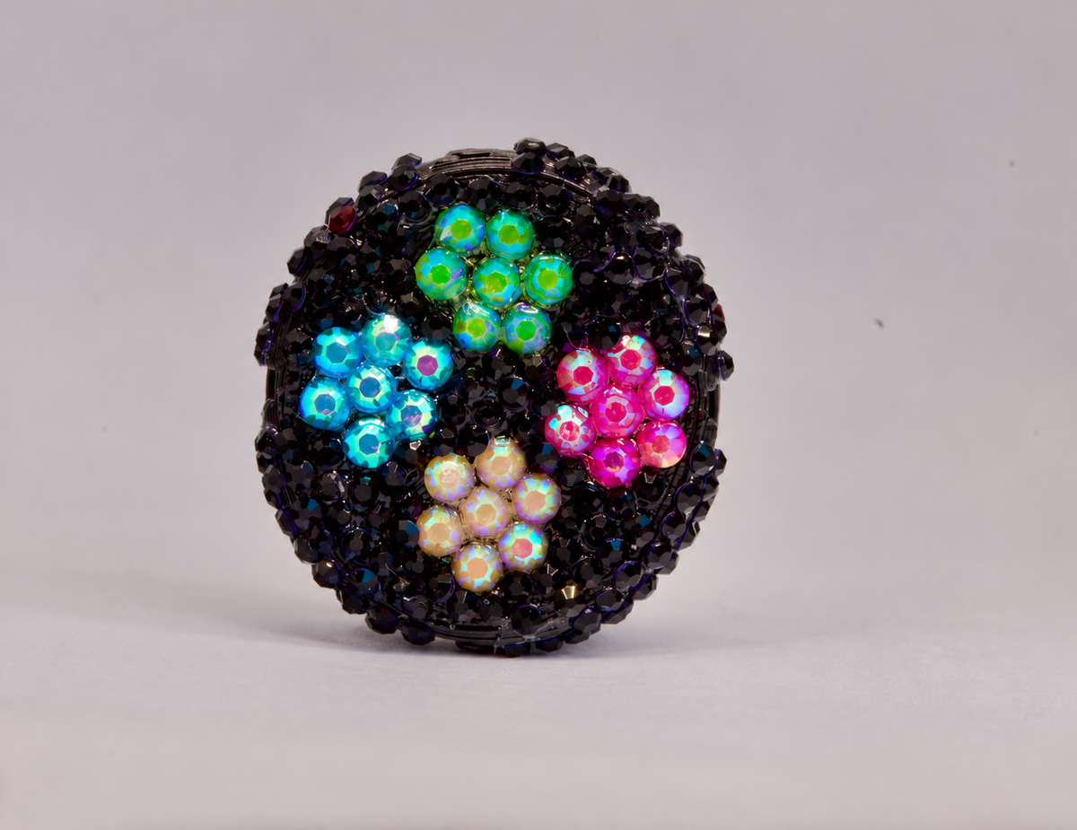 Flower Power rhinestone Dexcom G7 cover, view 3