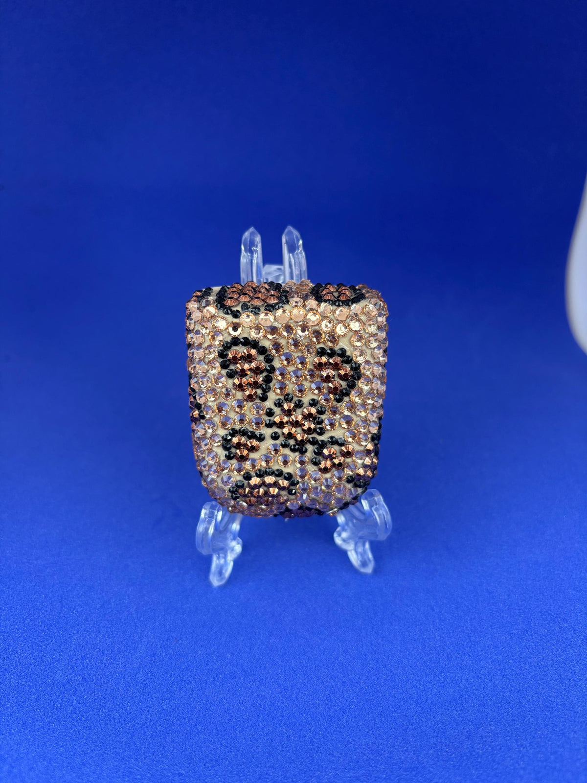 Leopard Luxe rhinestone Omnipod 5 cover, view 2